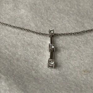 14K Solid White Gold 3-Stone Diamond Pendant Necklace💎💎💎